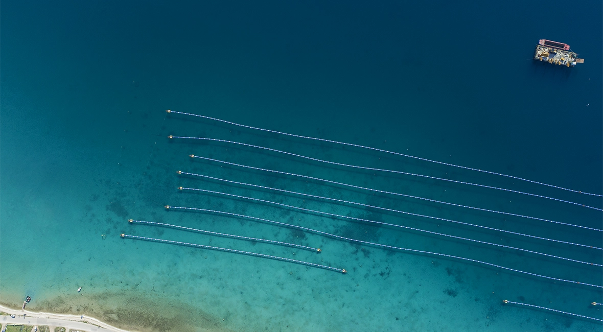 Bird’s-eye view of a water management system in a lake or sea (photo)